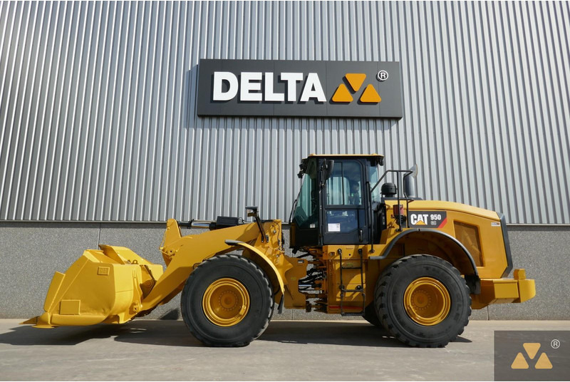 Caterpillar 950GC - Chargeuse sur pneus: photos 1 Caterpillar 950GC - Chargeuse sur pneus: photos 1