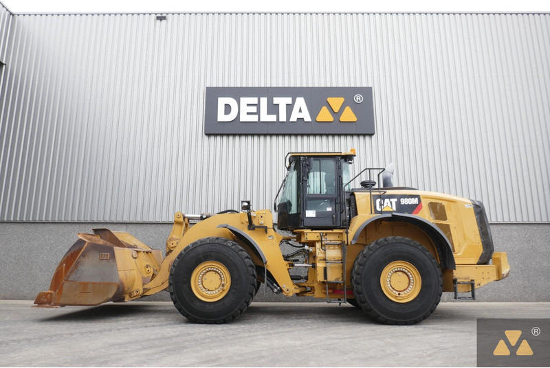 Caterpillar 980M - Chargeuse sur pneus: photos 1 Caterpillar 980M - Chargeuse sur pneus: photos 1