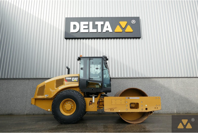 Caterpillar CS66B - Compacteur: photos 2 Caterpillar CS66B - Compacteur: photos 2