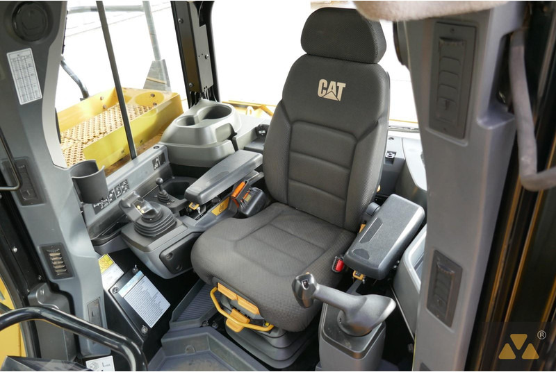 Bulldozer Caterpillar D6 LGP: photos 7