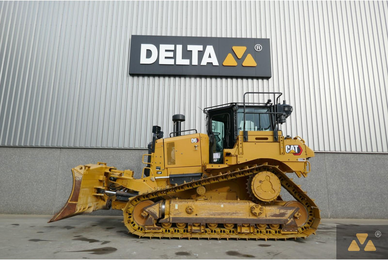 Caterpillar D6 LGP - Bulldozer: photos 1 Caterpillar D6 LGP - Bulldozer: photos 1