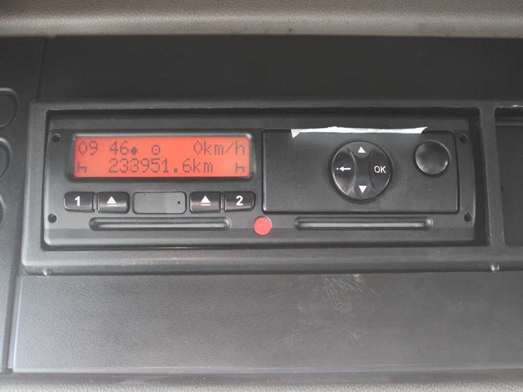 Camion à rideaux coulissants DAF CF 65.280, EURO 4: photos 14 Camion à rideaux coulissants DAF CF 65.280, EURO 4: photos 14