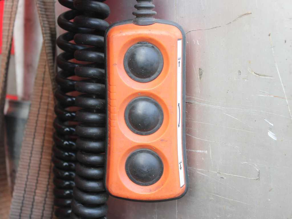 Camion à rideaux coulissants DAF LF 250 FA, EURO 6, HYDRAULIC FRONT: photos 7 Camion à rideaux coulissants DAF LF 250 FA, EURO 6, HYDRAULIC FRONT: photos 7