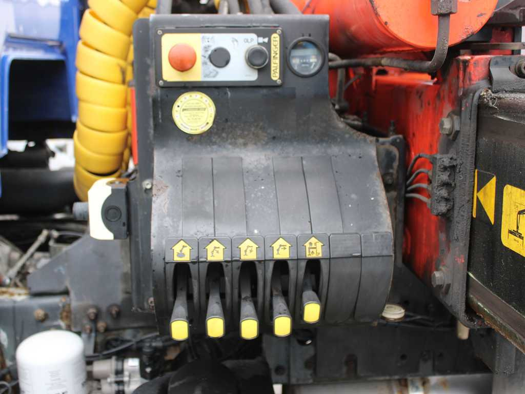 Camion plateau, Camion grue DAF LF 55.250, EURO 4, SIDE BOARD, HYDRAULIC ARM PALFINGER PKK 15500: photos 6