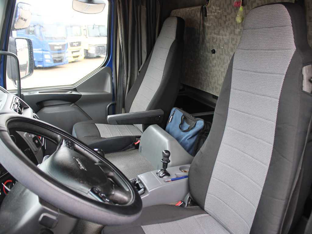 Camion plateau, Camion grue DAF LF 55.250, EURO 4, SIDE BOARD, HYDRAULIC ARM PALFINGER PKK 15500: photos 15