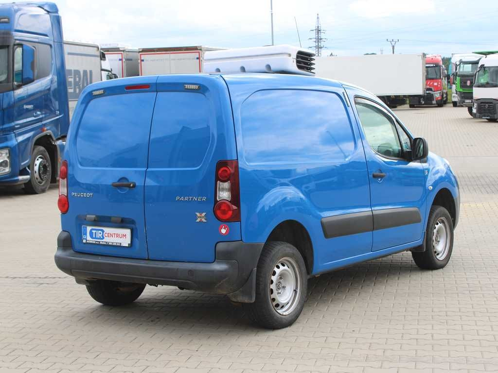 Peugeot PEUGEOT PARTNER, 4X4, CARRIER NEOS 100 - Utilitaire frigorifique: photos 3 Peugeot PEUGEOT PARTNER, 4X4, CARRIER NEOS 100 - Utilitaire frigorifique: photos 3