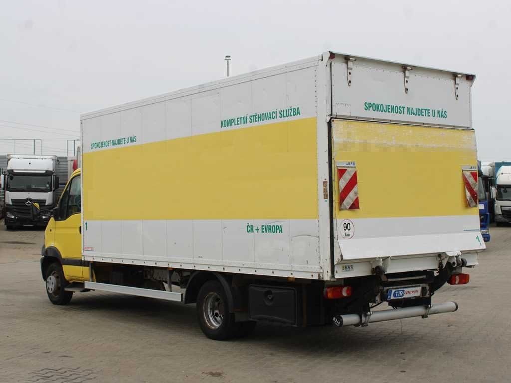Renault MASCOTT 160.65 P 4X2, EURO 3, TAIL LIFT Renault MASCOTT 160.65 P 4X2, EURO 3, TAIL LIFT - Fourgon grand volume: photos 4 Renault MASCOTT 160.65 P 4X2, EURO 3, TAIL LIFT Renault MASCOTT 160.65 P 4X2, EURO 3, TAIL LIFT - Fourgon grand volume: photos 4
