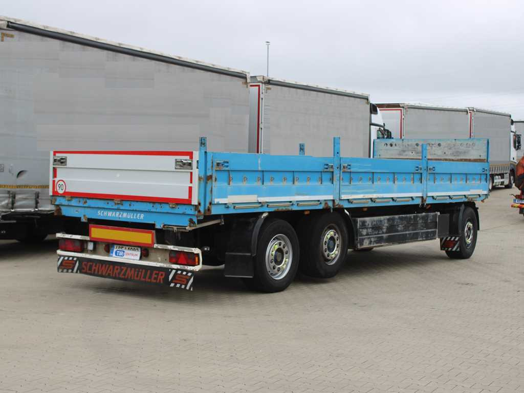 Schwarzmüller PA 3/E, LIFTING AXLE, SIDE PANEL - Remorque plateau: photos 4 Schwarzmüller PA 3/E, LIFTING AXLE, SIDE PANEL - Remorque plateau: photos 4