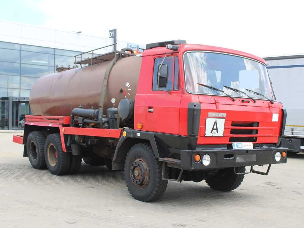 T815, 6X6, 11m³, SEWAGE TRUCK - Camion citerne: photos 2 T815, 6X6, 11m³, SEWAGE TRUCK - Camion citerne: photos 2