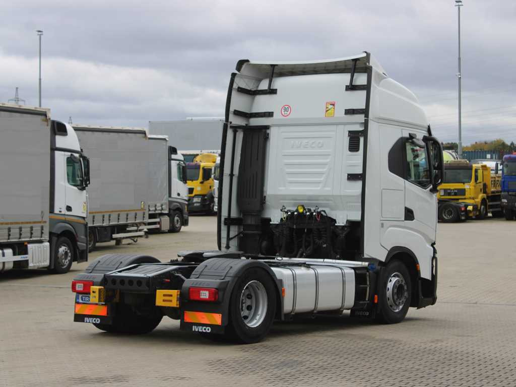 Iveco S-Way 480, INDEPENDENT AIR CONDITIONING, NAVIGATION - Tracteur routier: photos 4 Iveco S-Way 480, INDEPENDENT AIR CONDITIONING, NAVIGATION - Tracteur routier: photos 4