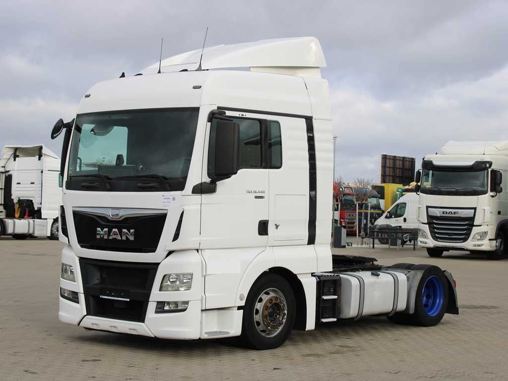MAN TGX 18.440, LOWDECK, EURO 6 - Tracteur routier: photos 1 MAN TGX 18.440, LOWDECK, EURO 6 - Tracteur routier: photos 1