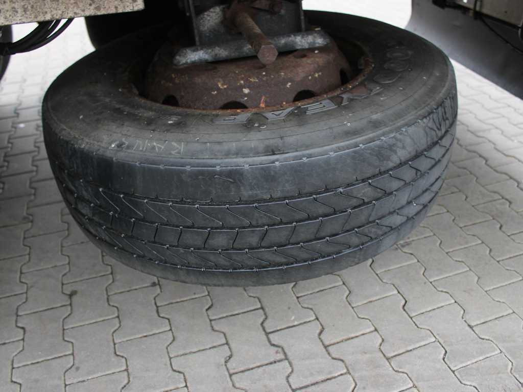 Semi-remorque plateau ZASŁAW D-651A, LIFTING AXLE: photos 12