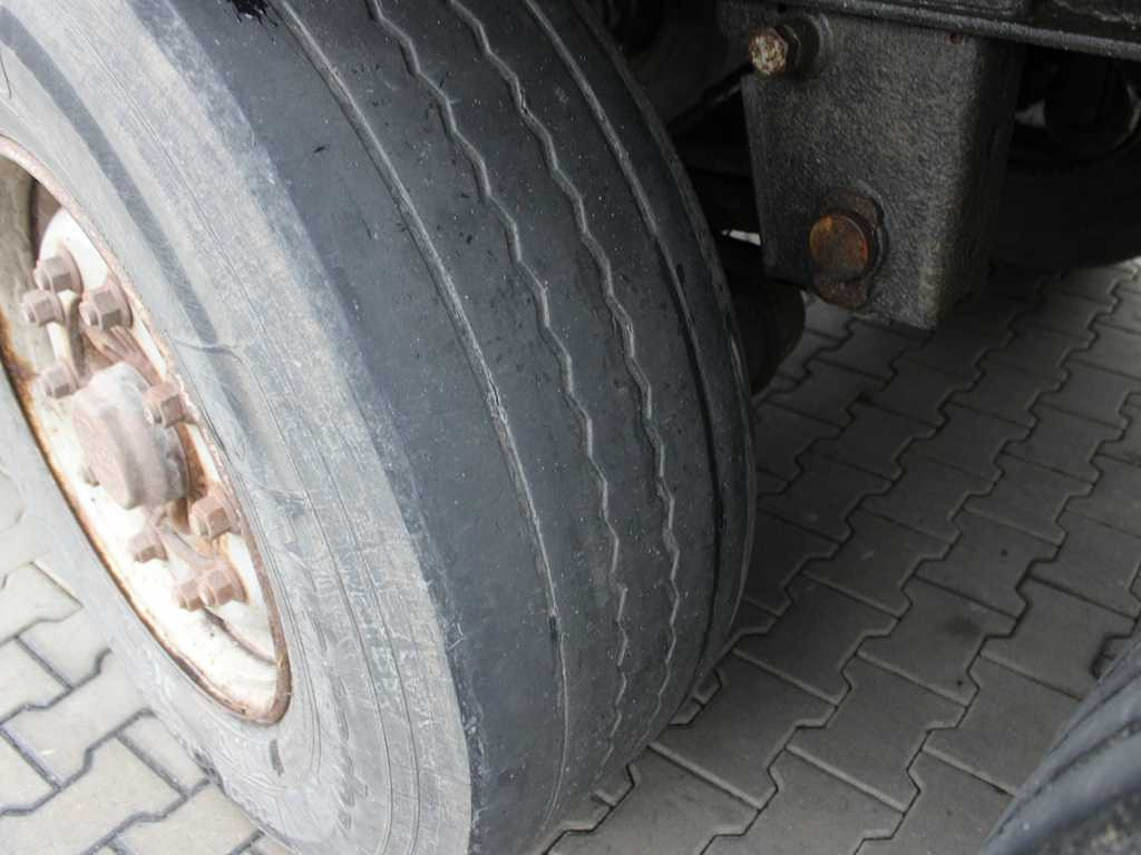 Semi-remorque plateau ZASŁAW D-651A, LIFTING AXLE: photos 11