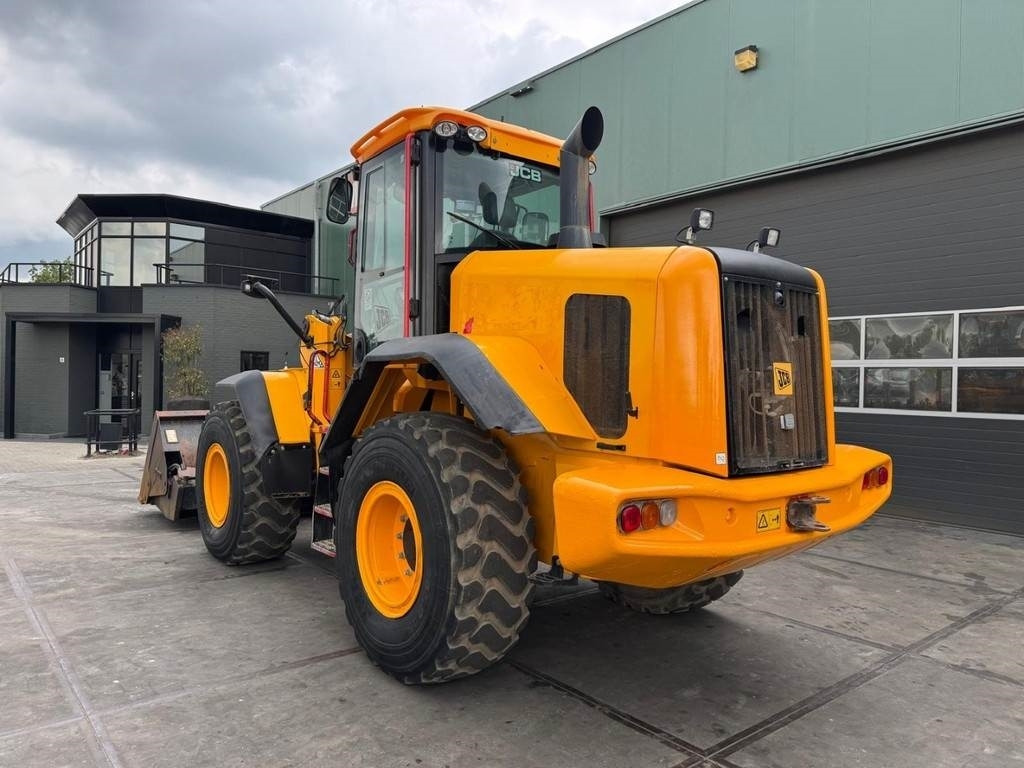 JCB 427 ZX - Chargeuse sur pneus: photos 3 JCB 427 ZX - Chargeuse sur pneus: photos 3