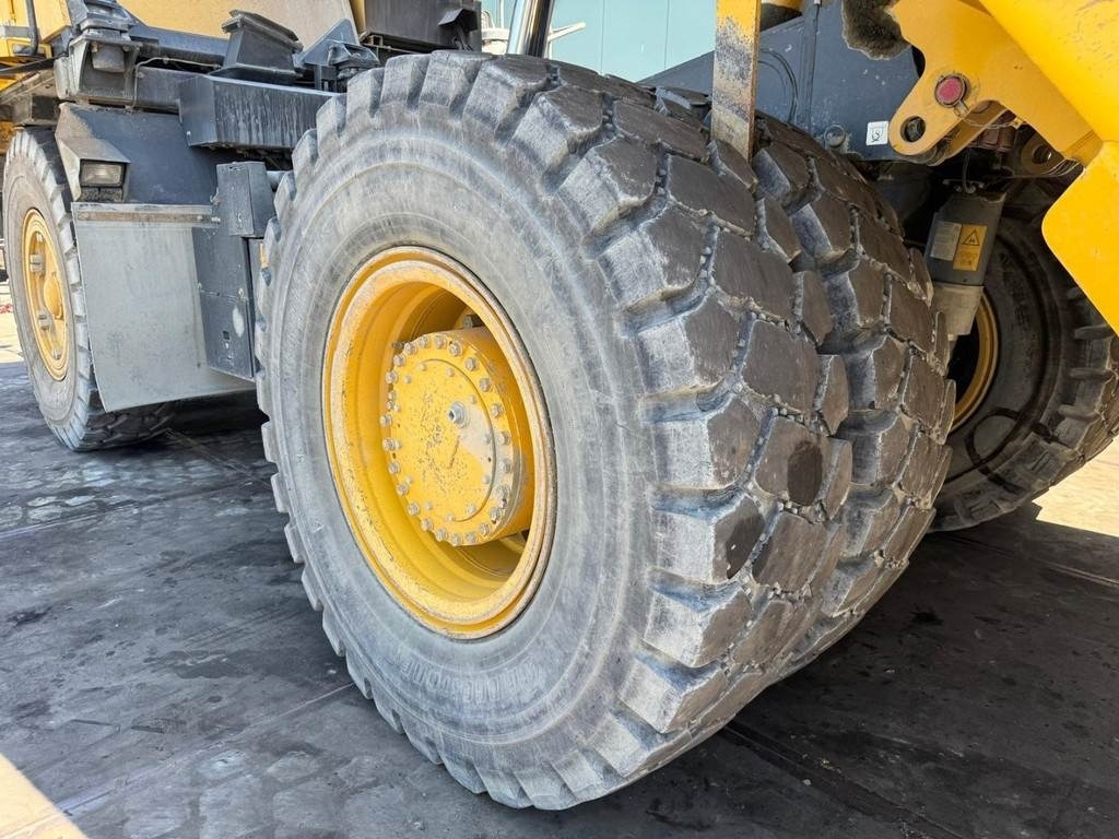 Mini tombereau Komatsu HD405-7: photos 23