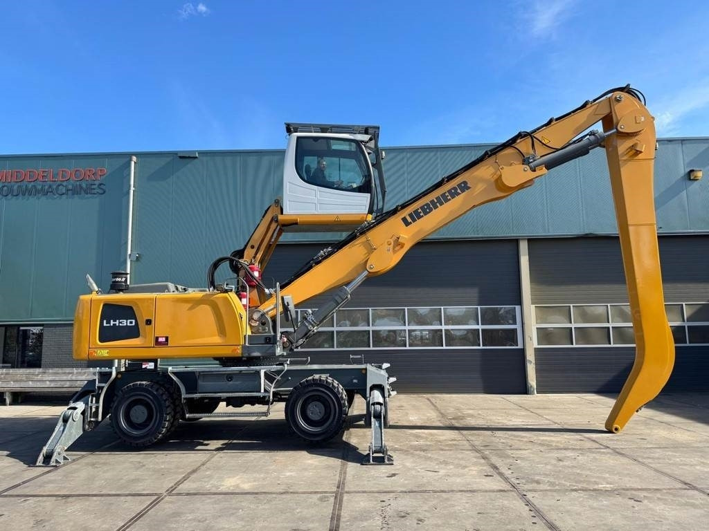 Liebherr LH 30 M - Pelle de manutention: photos 5 Liebherr LH 30 M - Pelle de manutention: photos 5