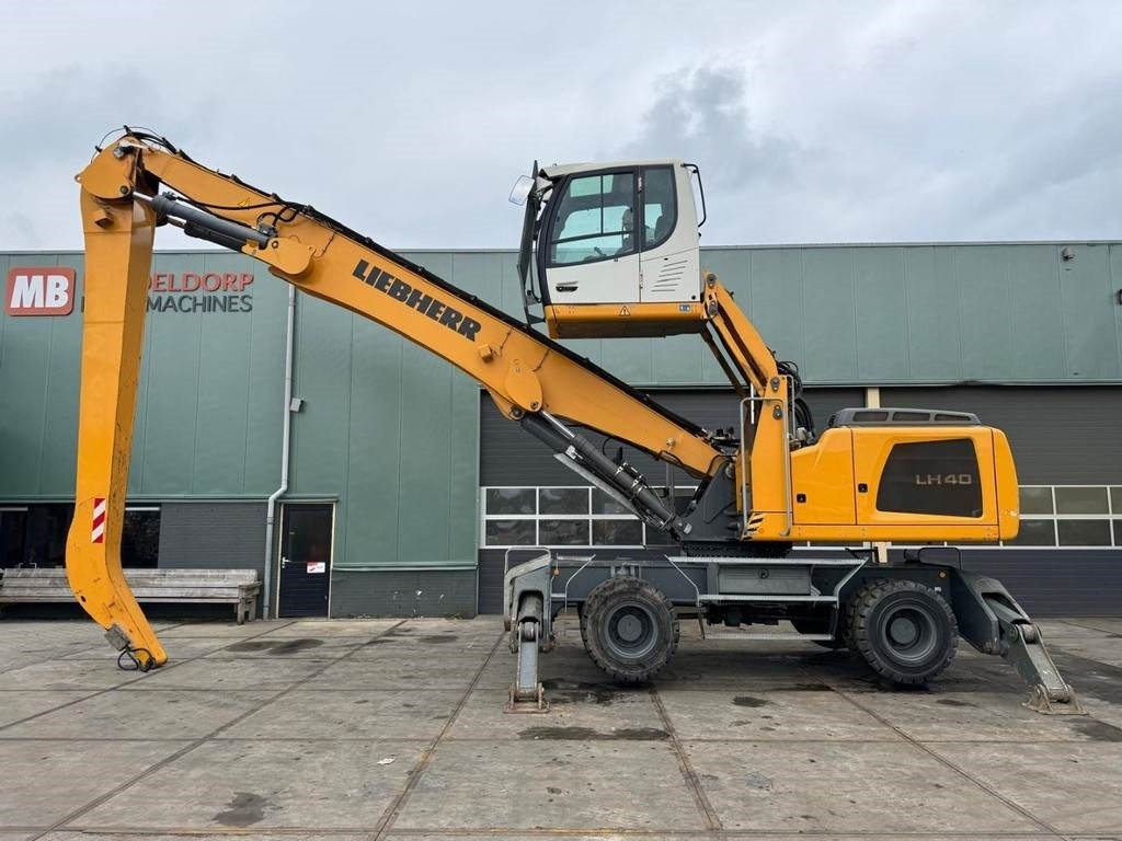 Liebherr LH 40 M  - Pelle de manutention: photos 1 Liebherr LH 40 M  - Pelle de manutention: photos 1