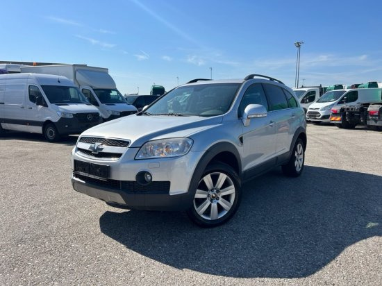 Chevrolet Captiva 3,2 V6 - SUV: photos 1 Chevrolet Captiva 3,2 V6 - SUV: photos 1