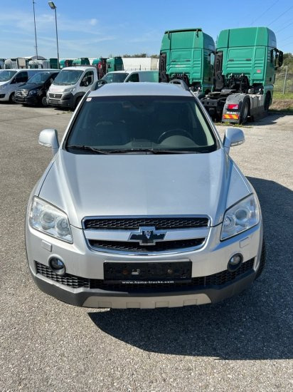 Chevrolet Captiva 3,2 V6 - SUV: photos 2 Chevrolet Captiva 3,2 V6 - SUV: photos 2