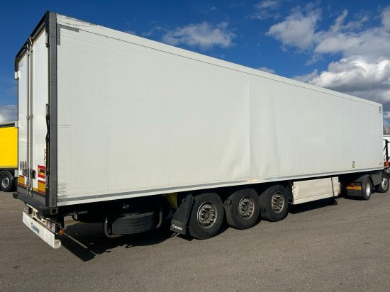 Krone SD Cool Liner, Carrier Vector 1350 - Semi-remorque isothermique: photos 4 Krone SD Cool Liner, Carrier Vector 1350 - Semi-remorque isothermique: photos 4