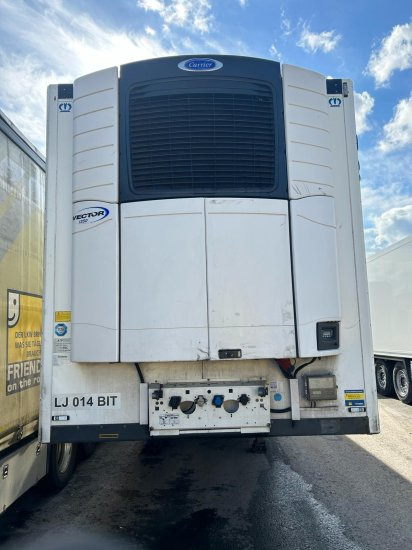 Krone SD Cool Liner, Carrier Vector 1350 - Semi-remorque isothermique: photos 2 Krone SD Cool Liner, Carrier Vector 1350 - Semi-remorque isothermique: photos 2