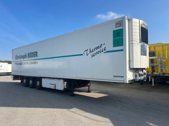 Krone SD Cool Liner, Carrier Vector 1950 - Semi-remorque isothermique: photos 1 Krone SD Cool Liner, Carrier Vector 1950 - Semi-remorque isothermique: photos 1