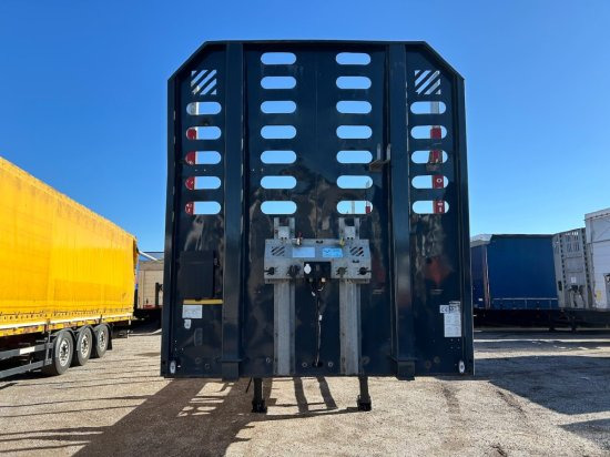 Schwarzmüller Holzauflieger, 8 Rungenpaare, SAF-Achsen, Liftachse - Semi-remorque grumier: photos 2 Schwarzmüller Holzauflieger, 8 Rungenpaare, SAF-Achsen, Liftachse - Semi-remorque grumier: photos 2