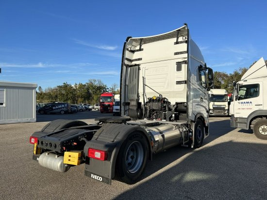 Iveco Stralis 460 Gas, 2 LNG-Tanks, Retarder, Leder - Tracteur routier: photos 3 Iveco Stralis 460 Gas, 2 LNG-Tanks, Retarder, Leder - Tracteur routier: photos 3