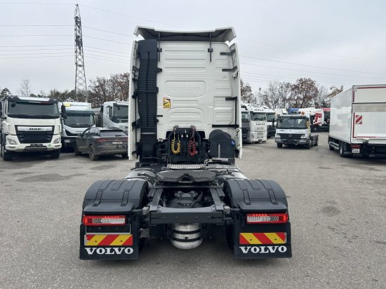 Volvo FH 460 E6, Low Deck , I Save I-Shift, Standklima - Tracteur routier: photos 5 Volvo FH 460 E6, Low Deck , I Save I-Shift, Standklima - Tracteur routier: photos 5