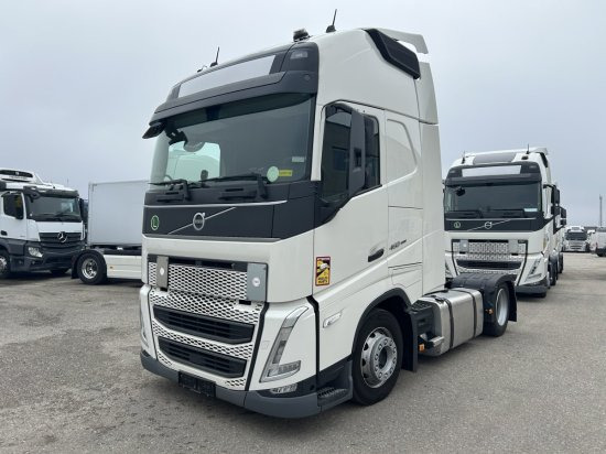 Volvo FH 460 E6, Low Deck , I Save I-Shift, Standklima - Tracteur routier: photos 3 Volvo FH 460 E6, Low Deck , I Save I-Shift, Standklima - Tracteur routier: photos 3