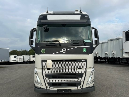 Volvo FH 500 E6, Low Deck, I-Shift, Voll-Luft, Standklima - Tracteur routier: photos 2 Volvo FH 500 E6, Low Deck, I-Shift, Voll-Luft, Standklima - Tracteur routier: photos 2