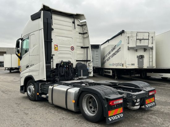 Volvo FH 500 E6, Low Deck, I-Shift, Voll-Luft, Standklima - Tracteur routier: photos 4 Volvo FH 500 E6, Low Deck, I-Shift, Voll-Luft, Standklima - Tracteur routier: photos 4