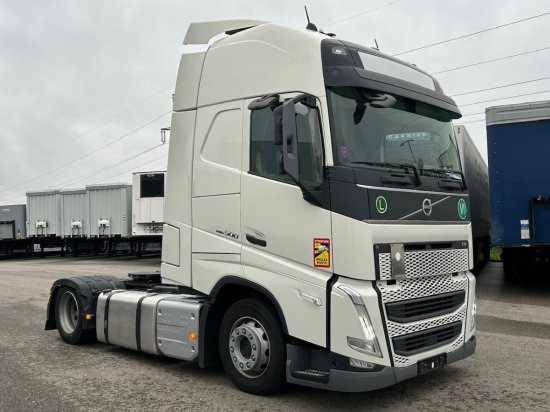 Volvo FH 500 E6, Low Deck, I-Shift, Voll-Luft, Standklima - Tracteur routier: photos 2 Volvo FH 500 E6, Low Deck, I-Shift, Voll-Luft, Standklima - Tracteur routier: photos 2