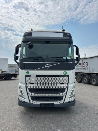 Volvo FH 500 EURO 6, I-Shift, Globetrotter, Standklima - Tracteur routier: photos 2 Volvo FH 500 EURO 6, I-Shift, Globetrotter, Standklima - Tracteur routier: photos 2