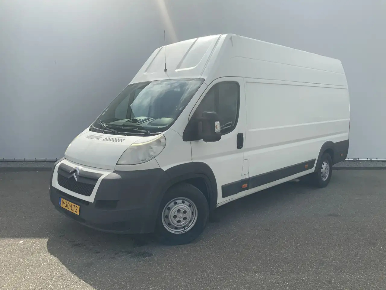 Citroen Jumper 35 2.2 HDI L4H3 Maxi (motor lampje brand !!) Airco - Fourgon utilitaire: photos 1 Citroen Jumper 35 2.2 HDI L4H3 Maxi (motor lampje brand !!) Airco - Fourgon utilitaire: photos 1