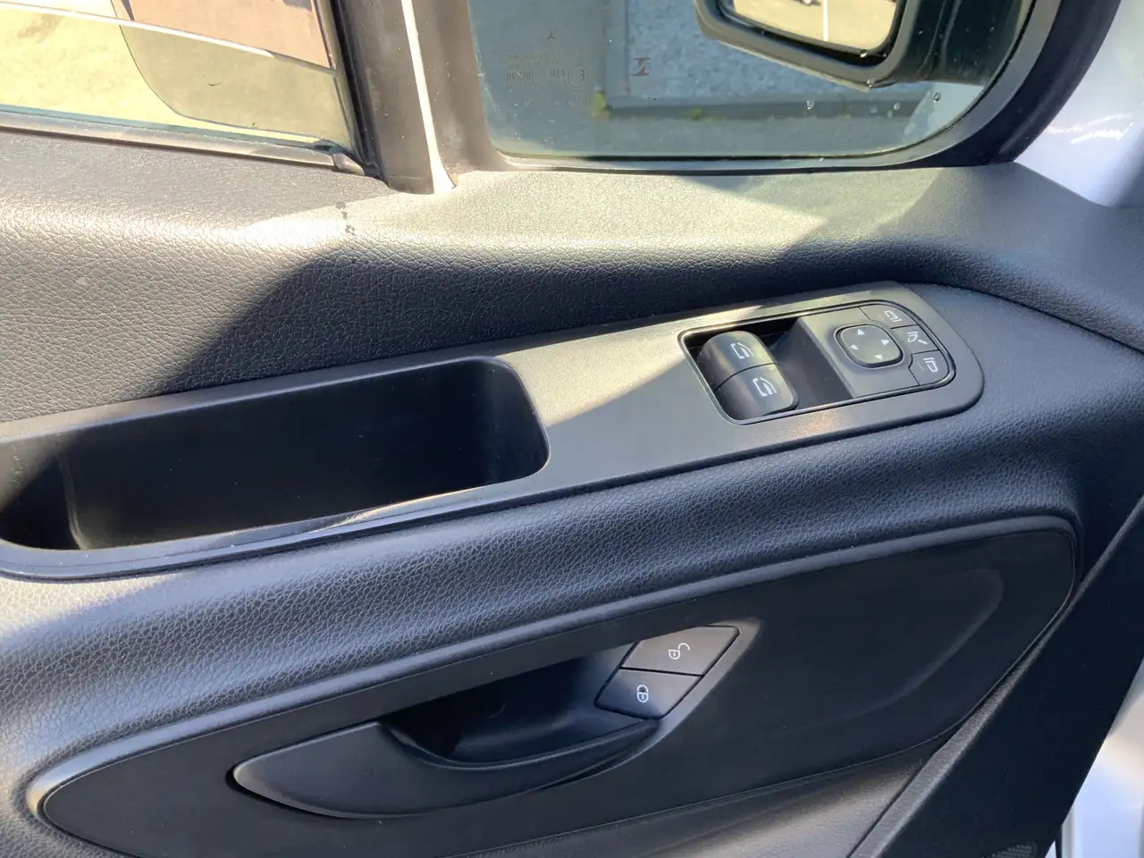 Mercedes-Benz Sprinter 314 2.2 CDI L2H1 Automaat Airco Cruise Aluvelg IMB - Fourgon utilitaire: photos 5 Mercedes-Benz Sprinter 314 2.2 CDI L2H1 Automaat Airco Cruise Aluvelg IMB - Fourgon utilitaire: photos 5