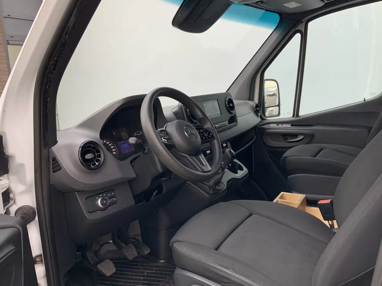 Mercedes-Benz Sprinter 316 2.2 CDI L2H2 Airco Cruise Camera Navi Trekhaak - Fourgon utilitaire: photos 4 Mercedes-Benz Sprinter 316 2.2 CDI L2H2 Airco Cruise Camera Navi Trekhaak - Fourgon utilitaire: photos 4