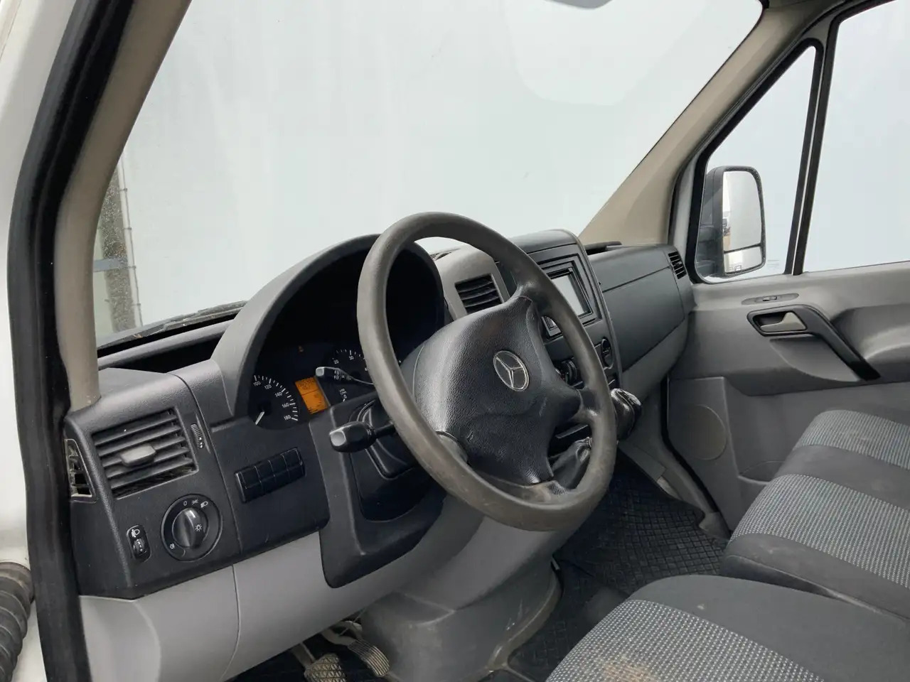 Mercedes-Benz Sprinter 513 2.2 CDI 432 Meubelbak & Deuren 3 Zits Cruise T - Fourgon grand volume: photos 5 Mercedes-Benz Sprinter 513 2.2 CDI 432 Meubelbak & Deuren 3 Zits Cruise T - Fourgon grand volume: photos 5