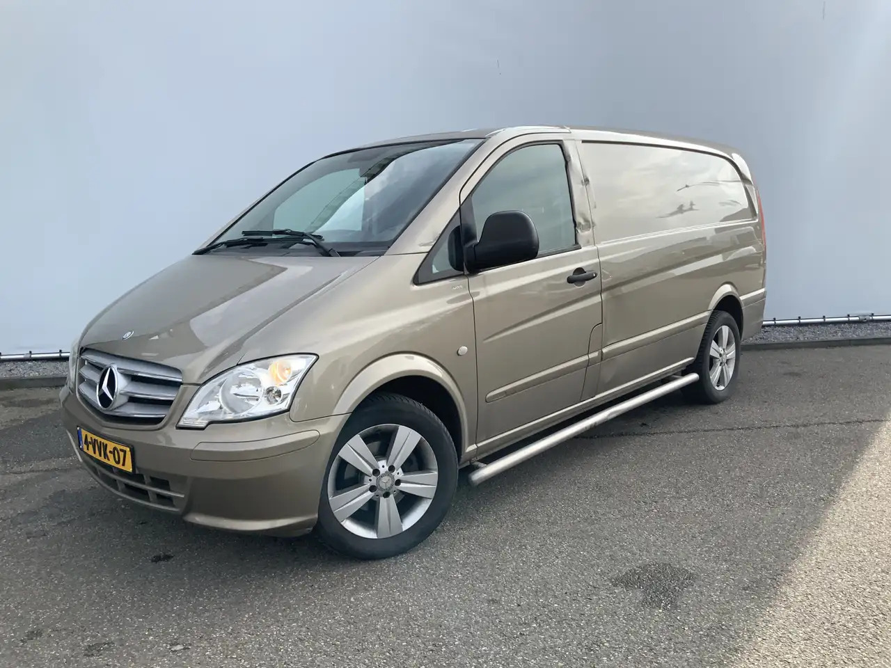 Mercedes-Benz Vito 122 CDI 320 Lang DC Luxe Automaat Alu Velg Side Ba - Fourgon utilitaire: photos 1 Mercedes-Benz Vito 122 CDI 320 Lang DC Luxe Automaat Alu Velg Side Ba - Fourgon utilitaire: photos 1