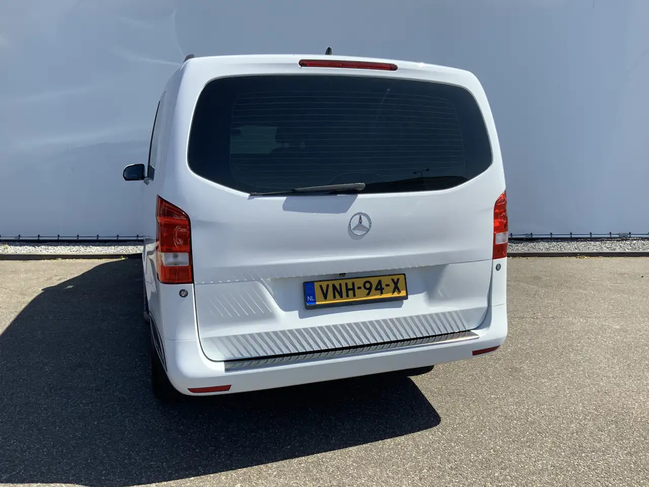 Mercedes-Benz Vito Tourer XL 114 CDI Autom. Airco Cruise Camera Alu V - Fourgon utilitaire: photos 2 Mercedes-Benz Vito Tourer XL 114 CDI Autom. Airco Cruise Camera Alu V - Fourgon utilitaire: photos 2