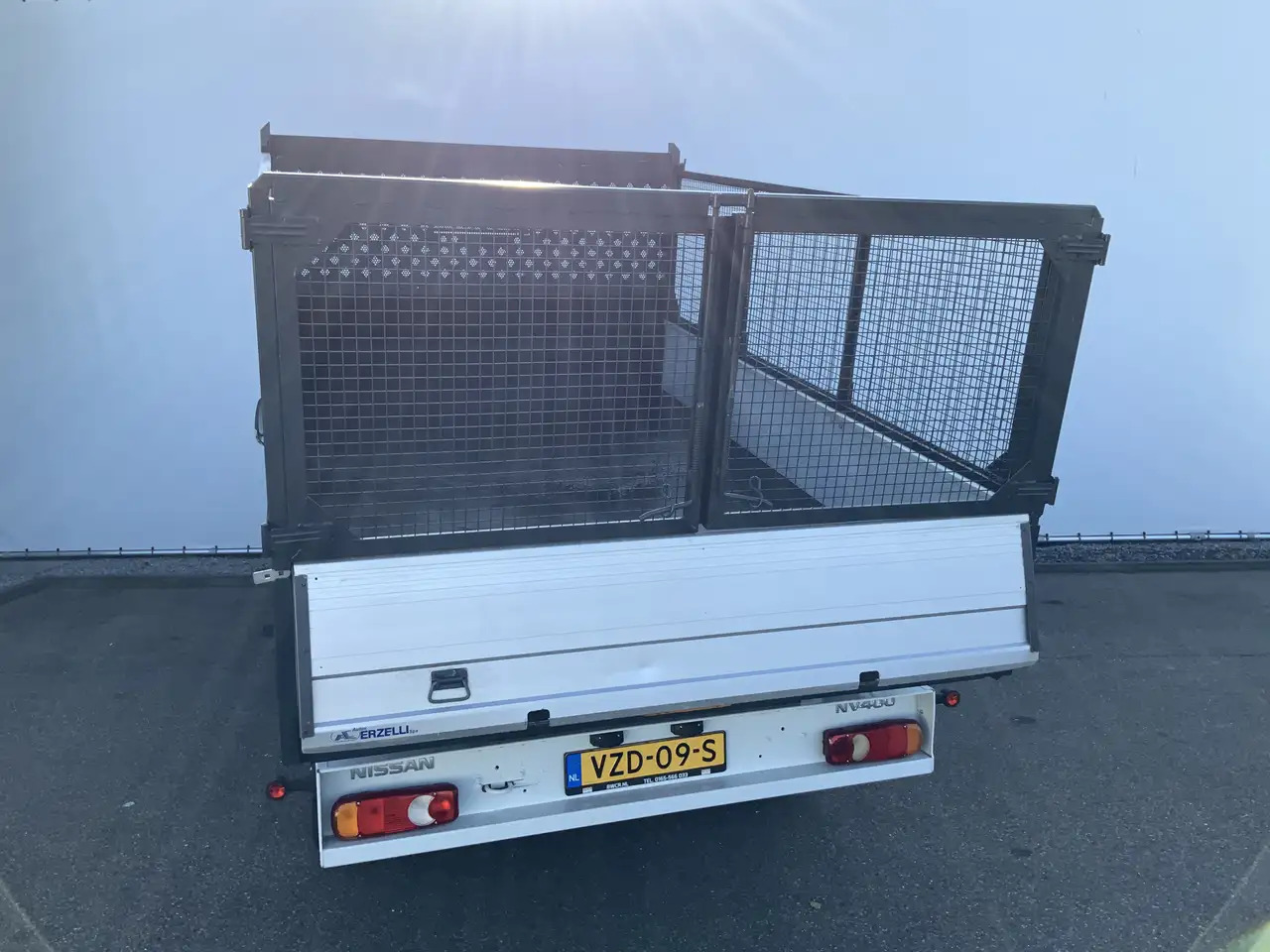 Nissan NV400 2.3 dCi L3H1 Dub Cab 3 Zijde Kipper Airco Bakmaat - Utilitaire benne: photos 2 Nissan NV400 2.3 dCi L3H1 Dub Cab 3 Zijde Kipper Airco Bakmaat - Utilitaire benne: photos 2