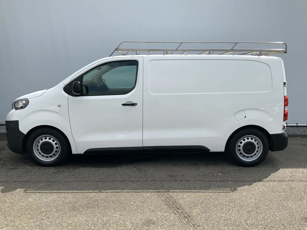 Peugeot Expert glazenwasser 226S 1.6 BlueHDI 115 Inbouw 530 liter - Fourgon utilitaire: photos 5 Peugeot Expert glazenwasser 226S 1.6 BlueHDI 115 Inbouw 530 liter - Fourgon utilitaire: photos 5