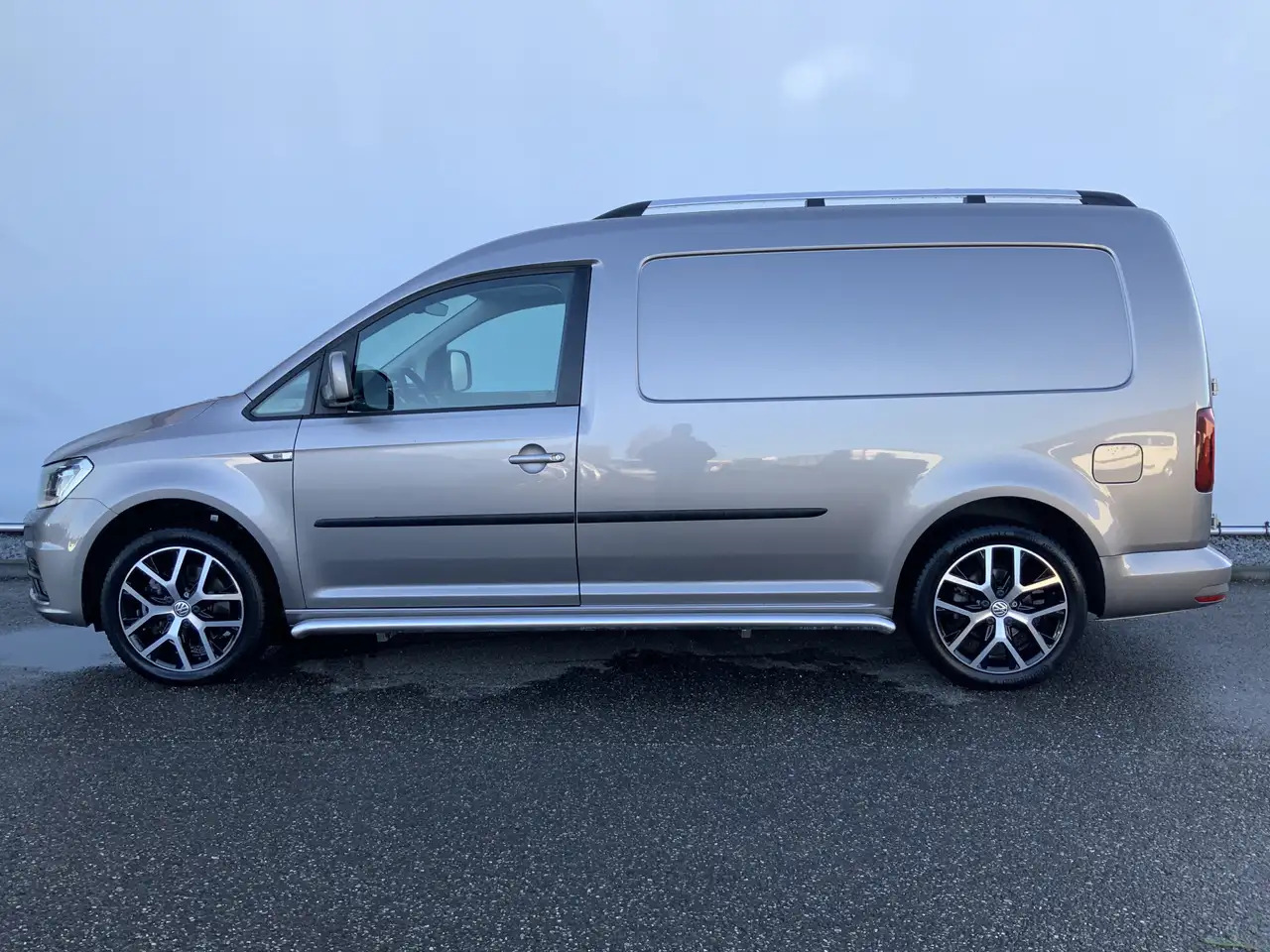 Volkswagen Caddy 2.0 TDI L2H1 150 pk DSG Maxi Excl. Edition Autom A - Fourgonnette: photos 3 Volkswagen Caddy 2.0 TDI L2H1 150 pk DSG Maxi Excl. Edition Autom A - Fourgonnette: photos 3