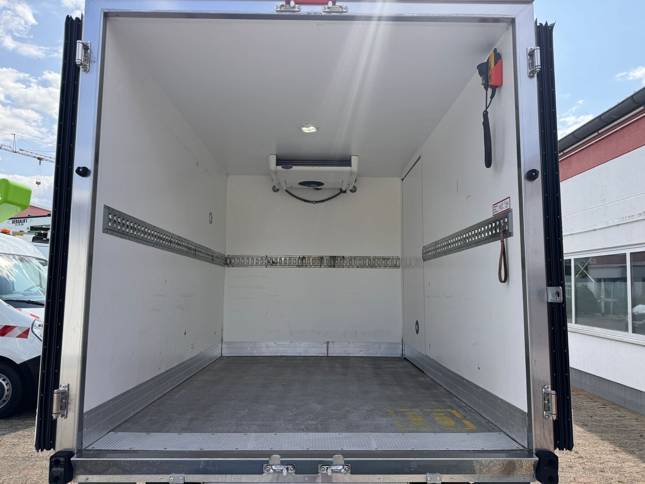 Utilitaire frigorifique IVECO Daily 35S14 Tiefkühlkoffer Carrier Pulsor 350 LBW EURO 6: photos 8