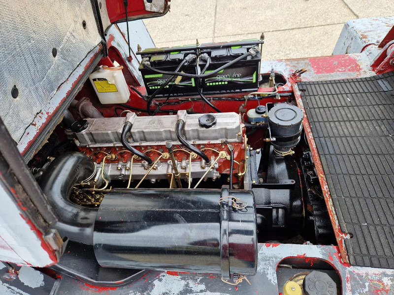 Caterpillar DP60 met geïntegreerde sideshift - Chariot élévateur diesel: photos 5 Caterpillar DP60 met geïntegreerde sideshift - Chariot élévateur diesel: photos 5