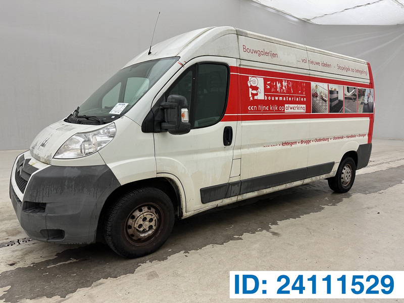 Citroën Jumper 2.2 HDI - Fourgon utilitaire: photos 1 Citroën Jumper 2.2 HDI - Fourgon utilitaire: photos 1