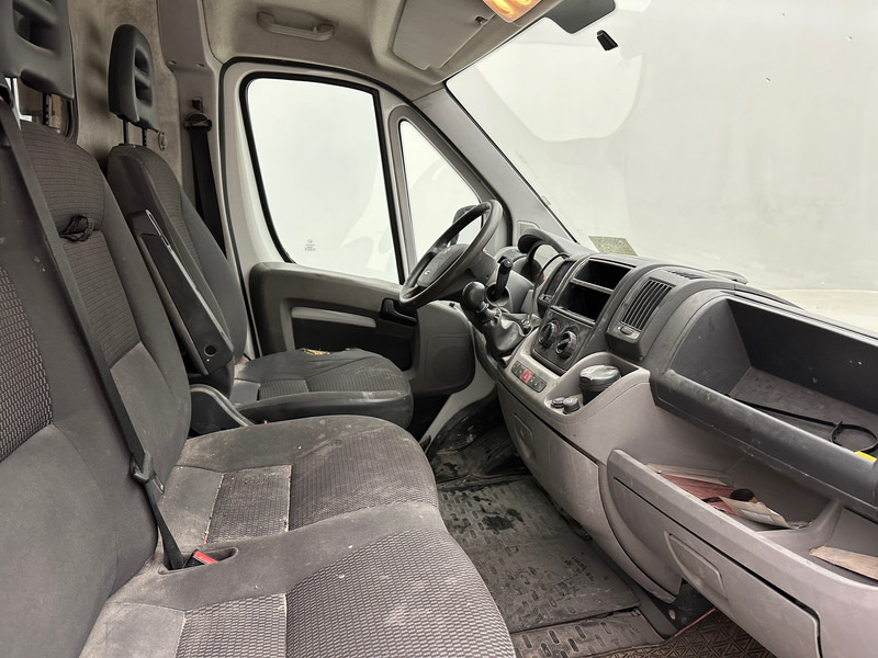 Citroën Jumper 2.2 HDI - Fourgon utilitaire: photos 4 Citroën Jumper 2.2 HDI - Fourgon utilitaire: photos 4