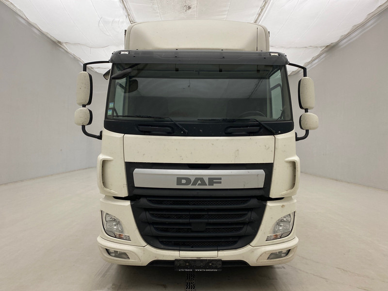 DAF CF 310 - Camion fourgon: photos 2 DAF CF 310 - Camion fourgon: photos 2