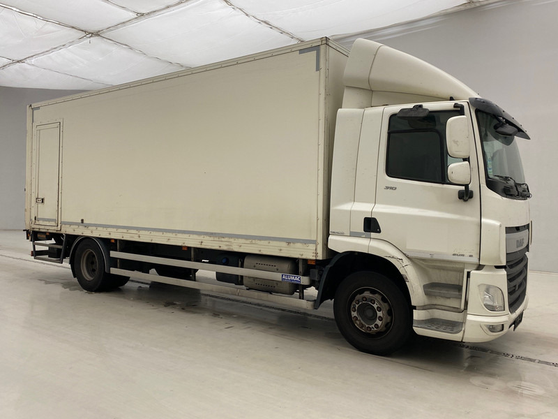 DAF CF 310 - Camion fourgon: photos 3 DAF CF 310 - Camion fourgon: photos 3