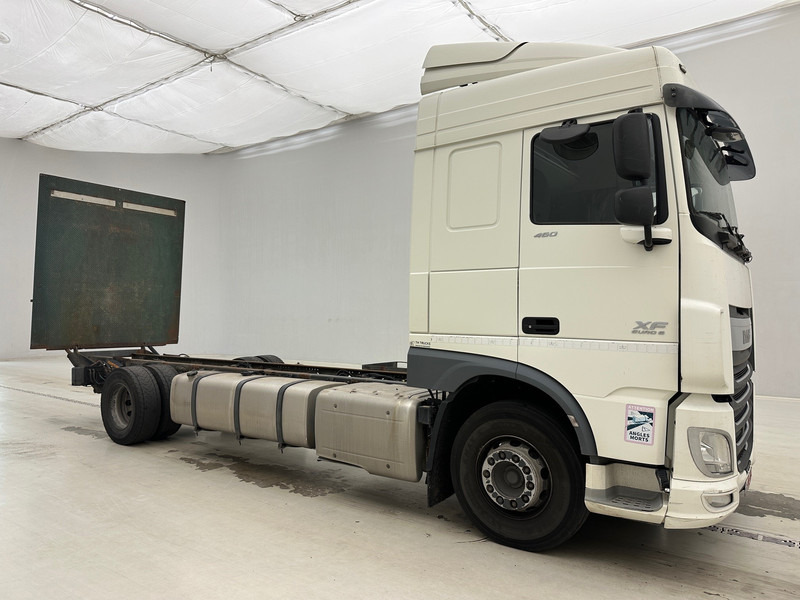 DAF XF 460 Space Cab* - Châssis cabine: photos 3 DAF XF 460 Space Cab* - Châssis cabine: photos 3